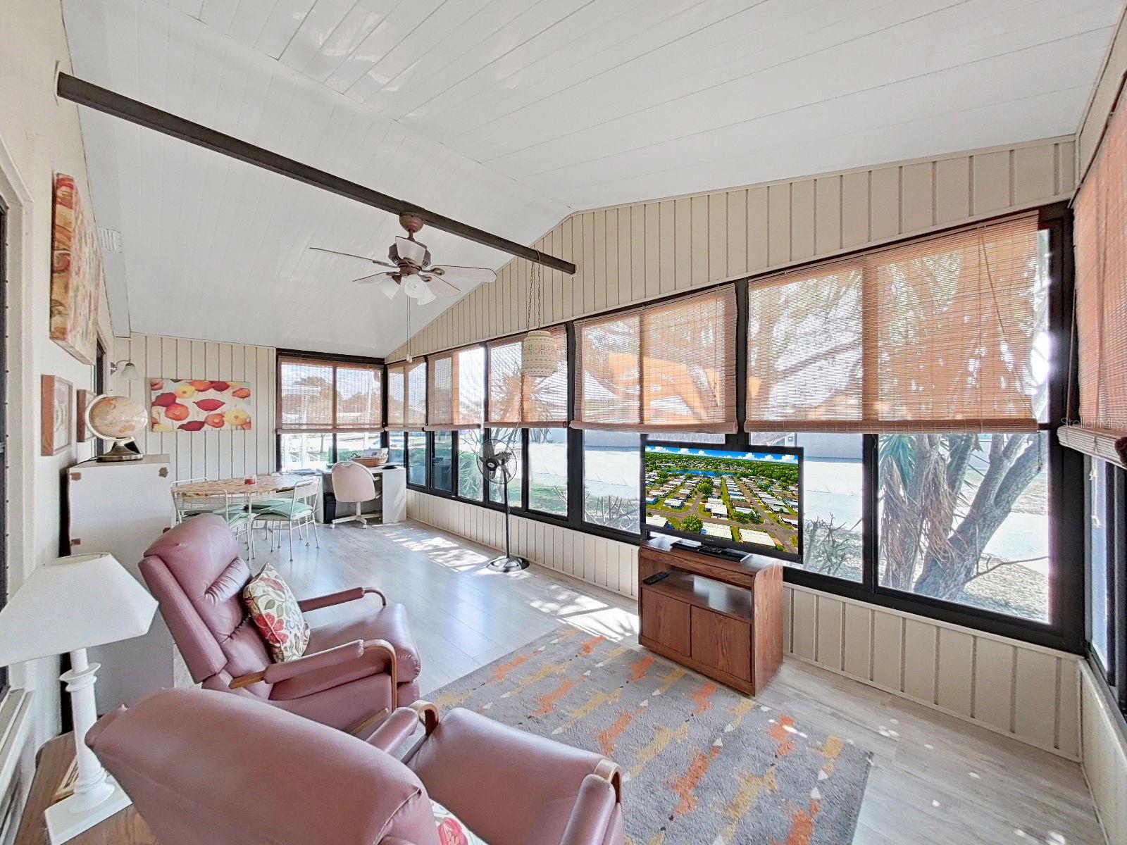 Image 33 of 45 For 5091 Lodgewood Dr