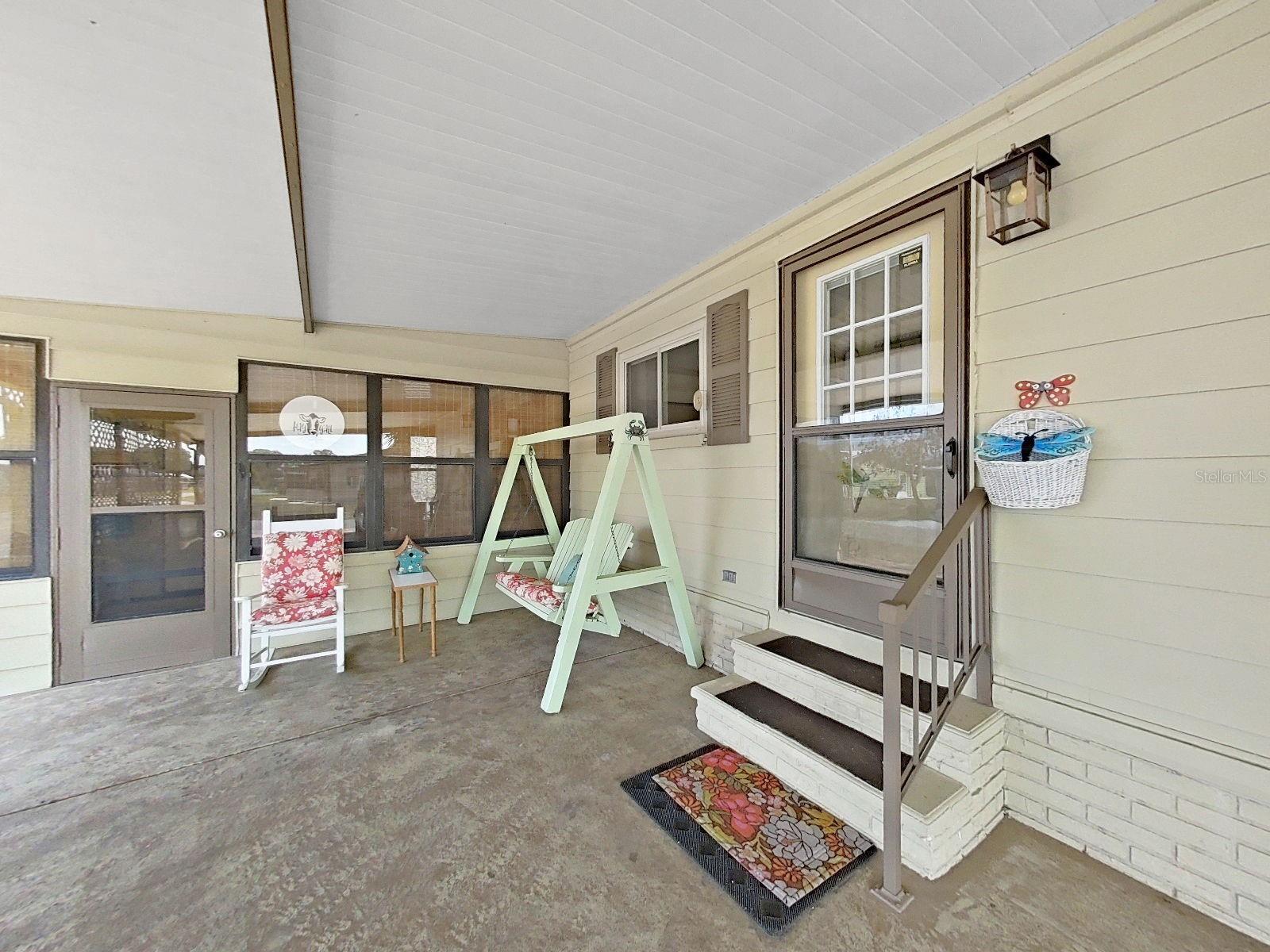 Image 8 of 45 For 5091 Lodgewood Dr