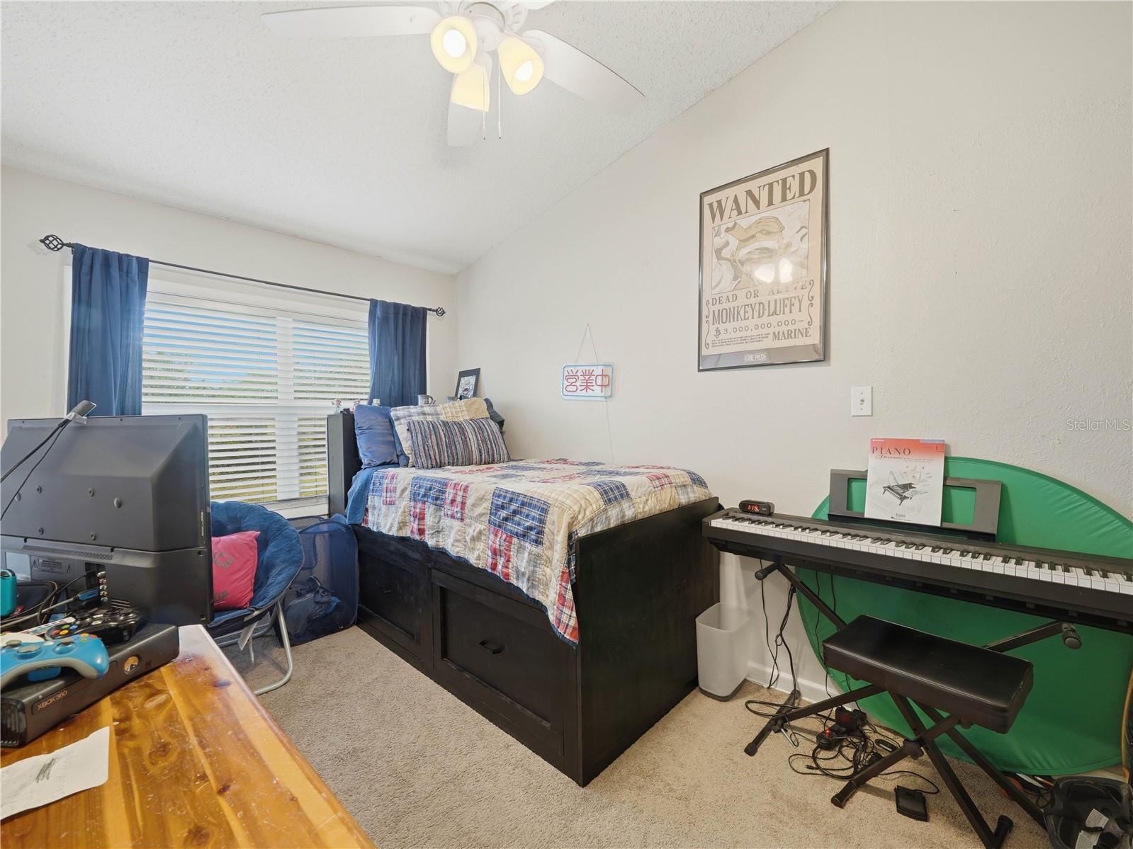 Image 17 of 35 For 407 12th Street
