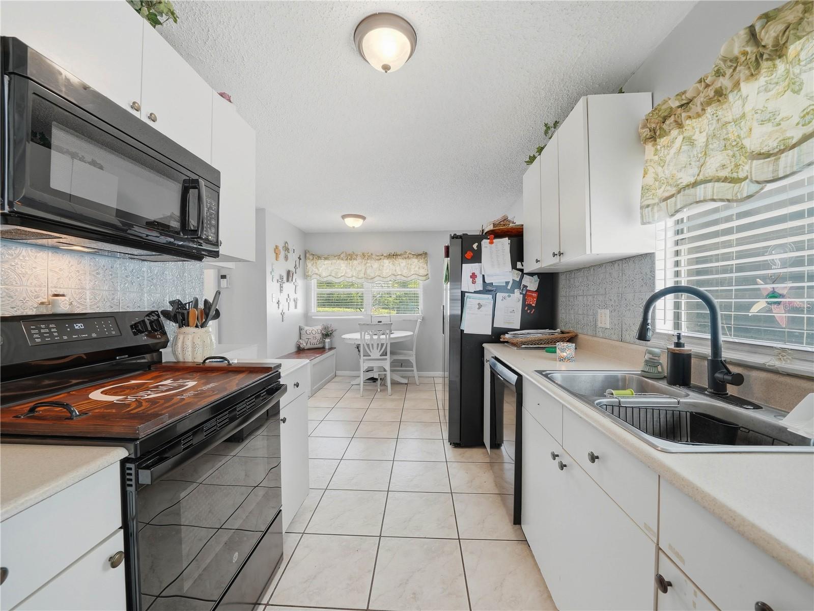 Image 6 of 35 For 407 12th Street