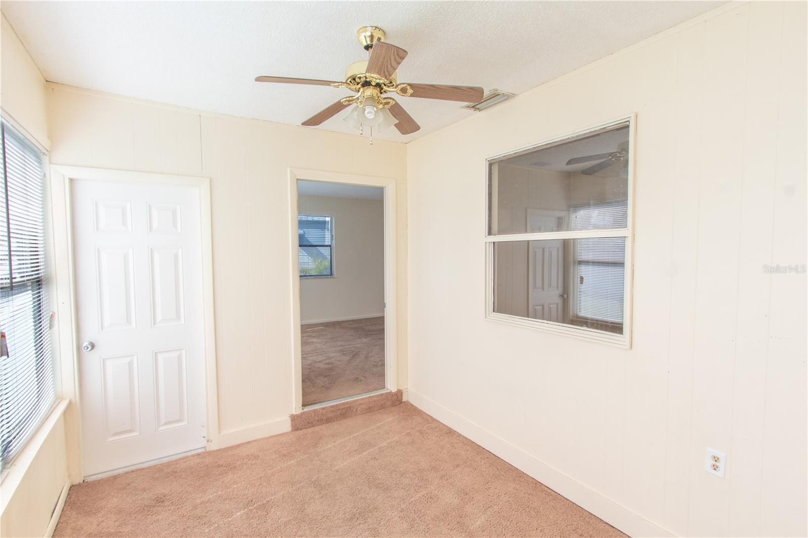 Image 15 of 17 For 709 Mosley Road