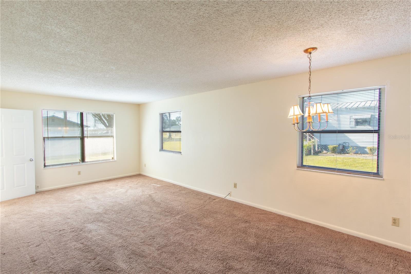 Image 3 of 17 For 709 Mosley Road