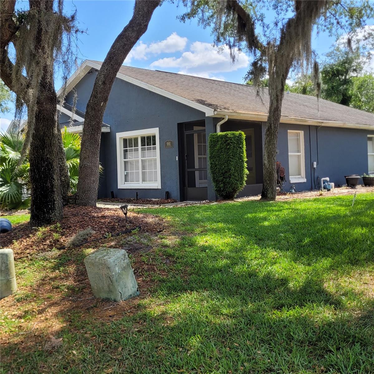 Image 4 of 46 For 991 Old Cutler Road