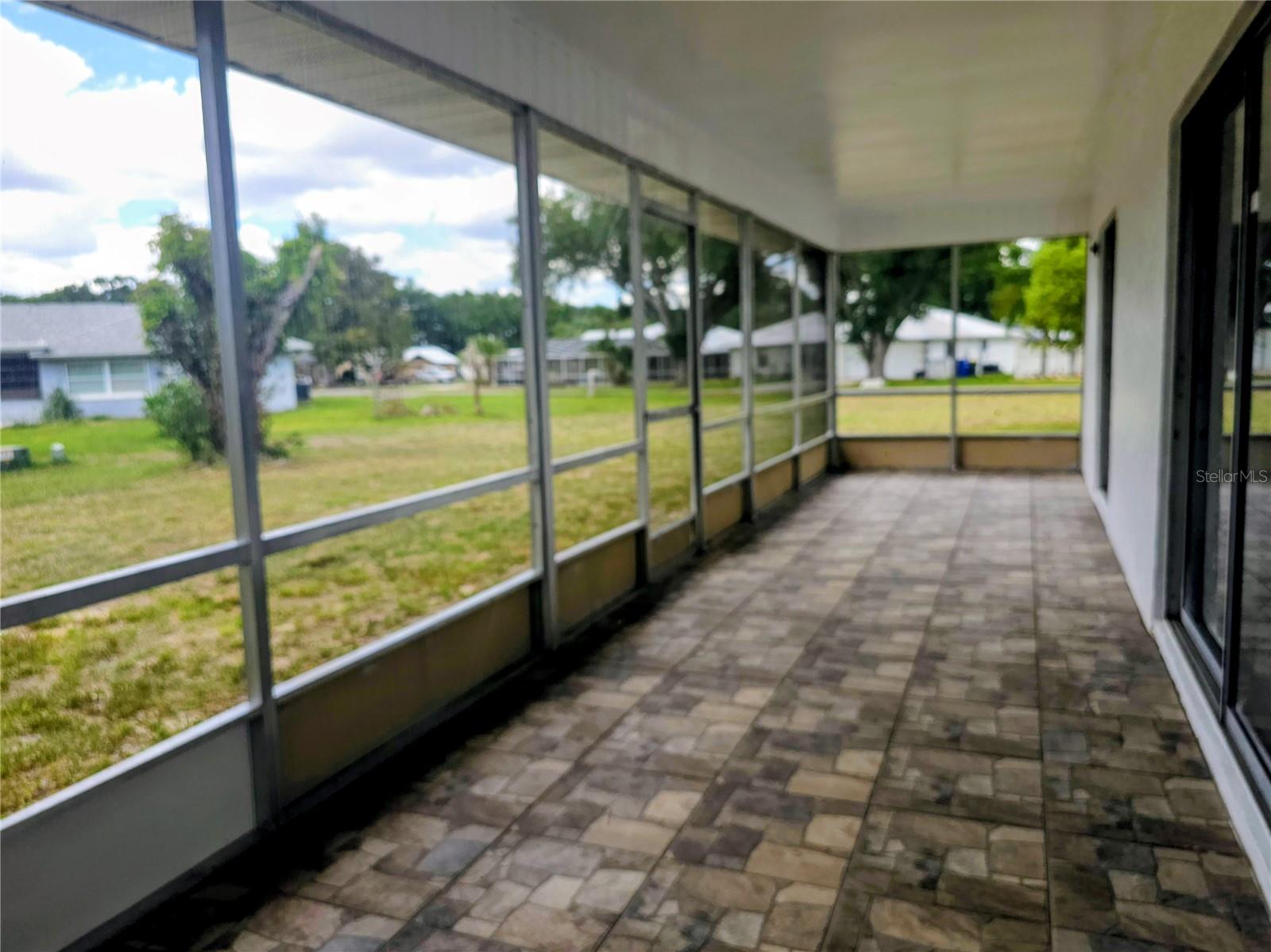 Image 11 of 32 For 4008 Bianca Street