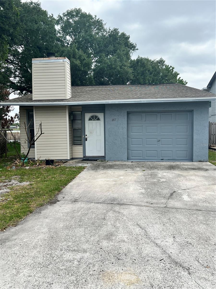 Details for 267 Lake Thomas Drive, WINTER HAVEN, FL 33880