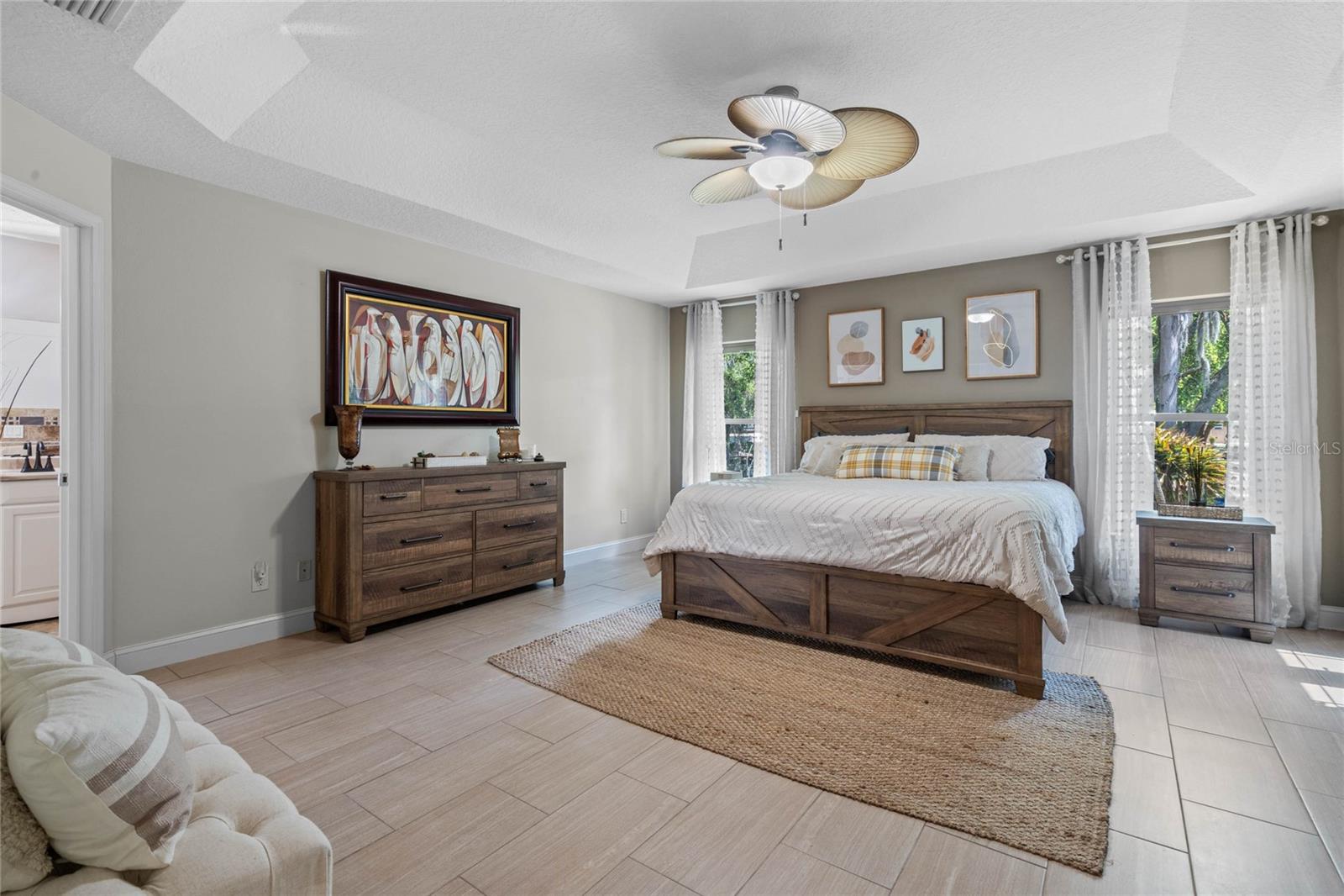Image 18 of 61 For 11516 Lyons Court