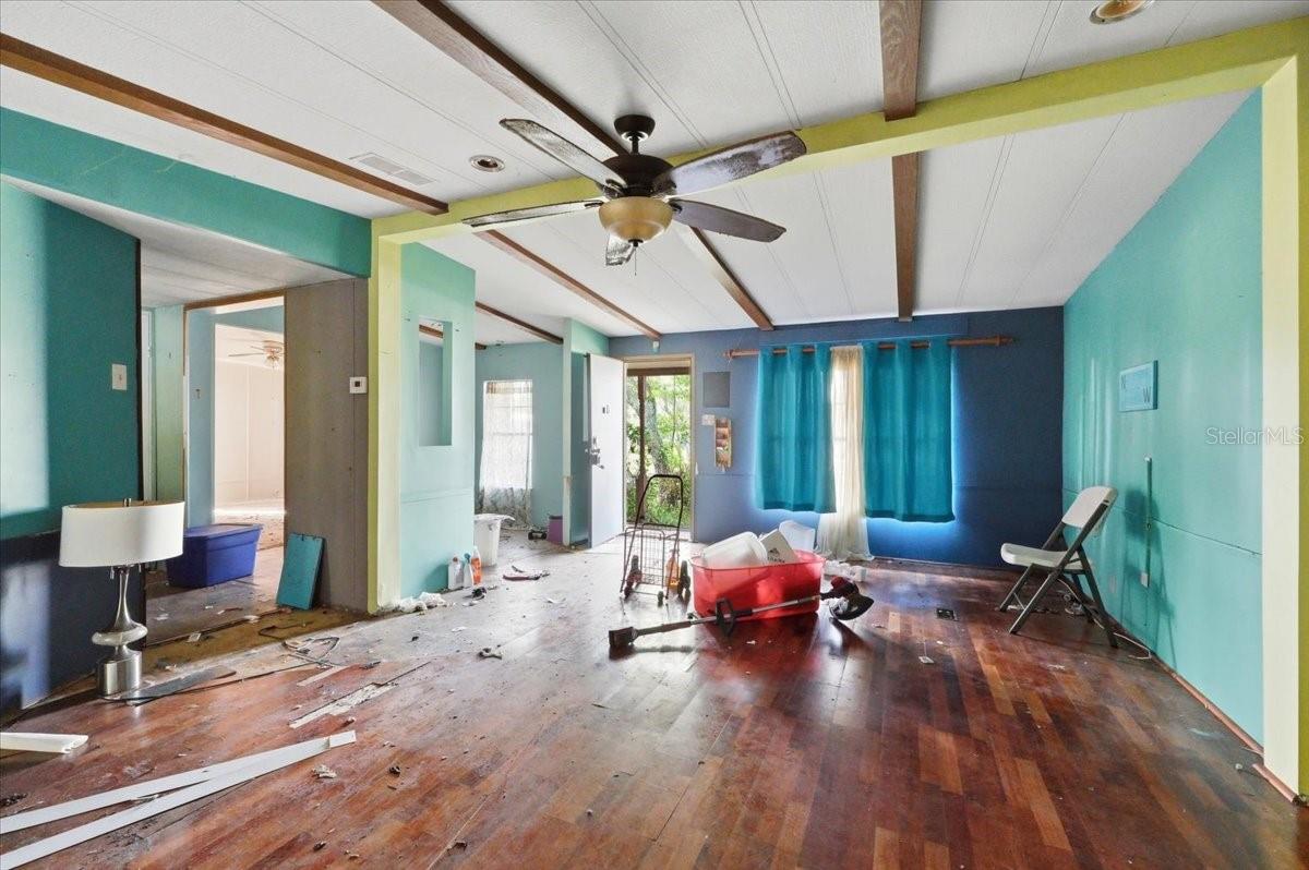 Image 14 of 38 For 2293 Cantor Court