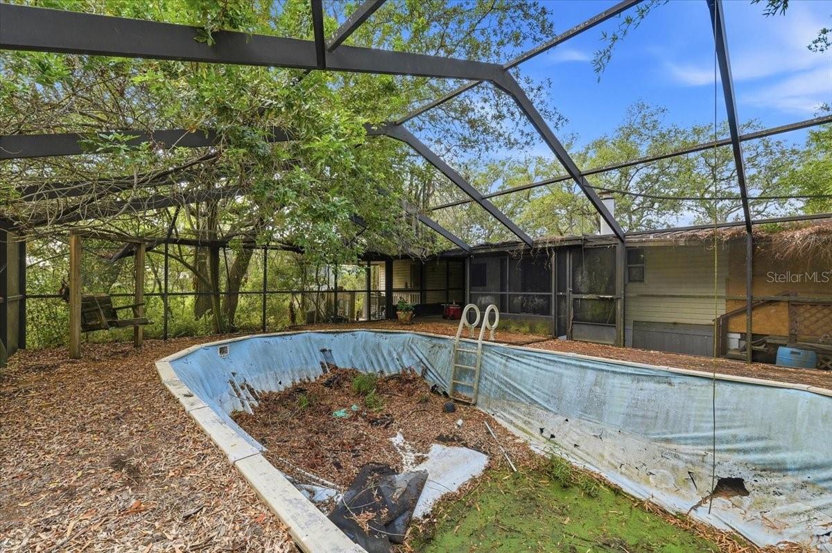 Image 36 of 38 For 2293 Cantor Court