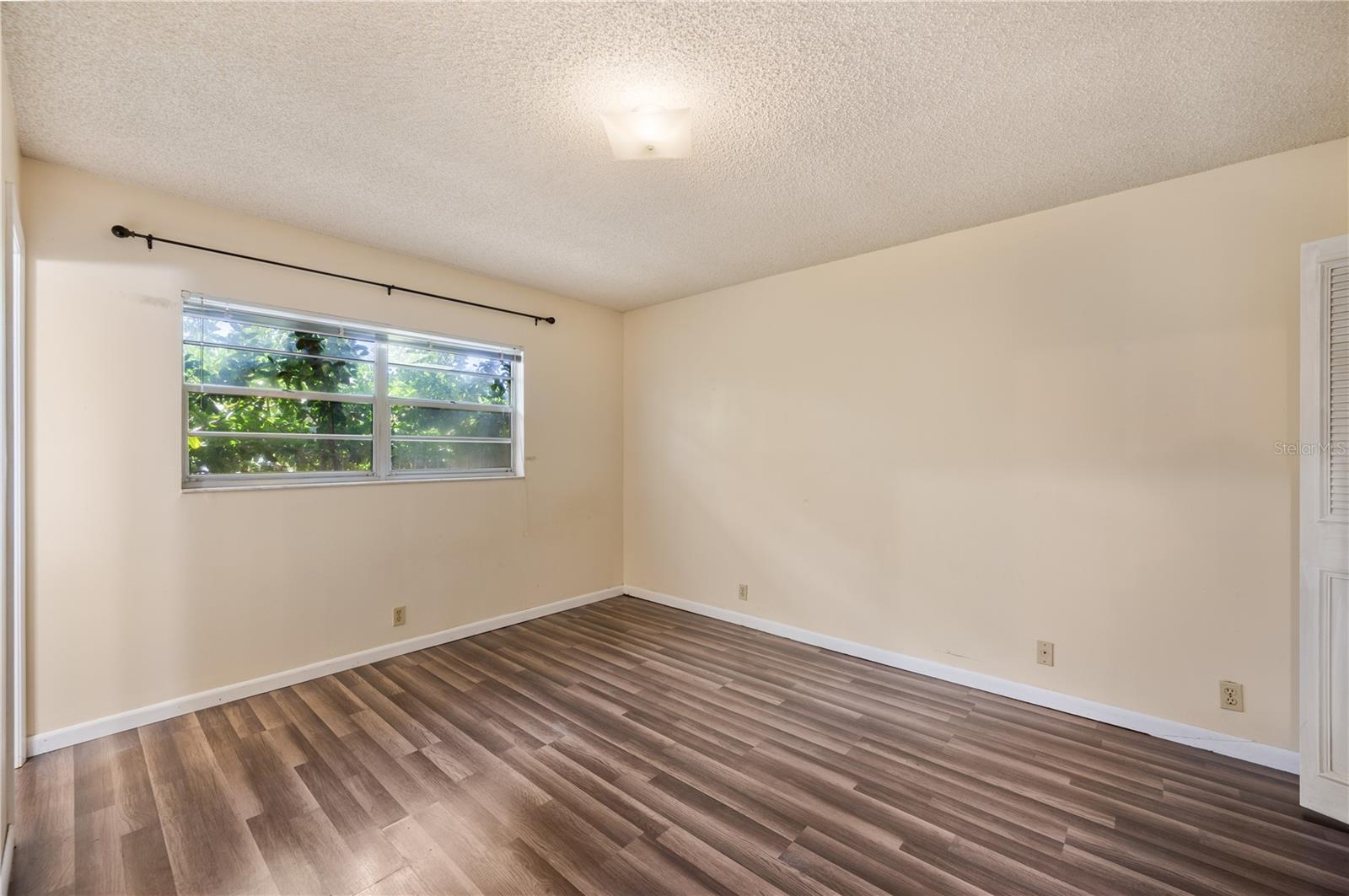 Image 22 of 38 For 110 Broward Drive