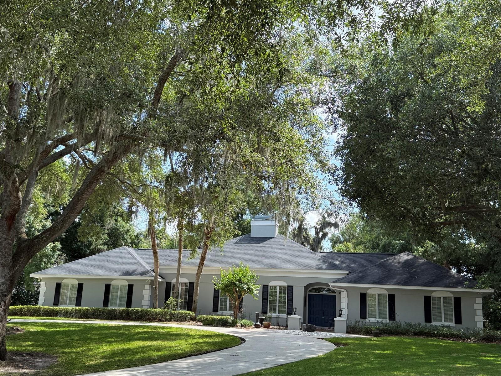 Details for 44 Lake Eloise Court, WINTER HAVEN, FL 33884
