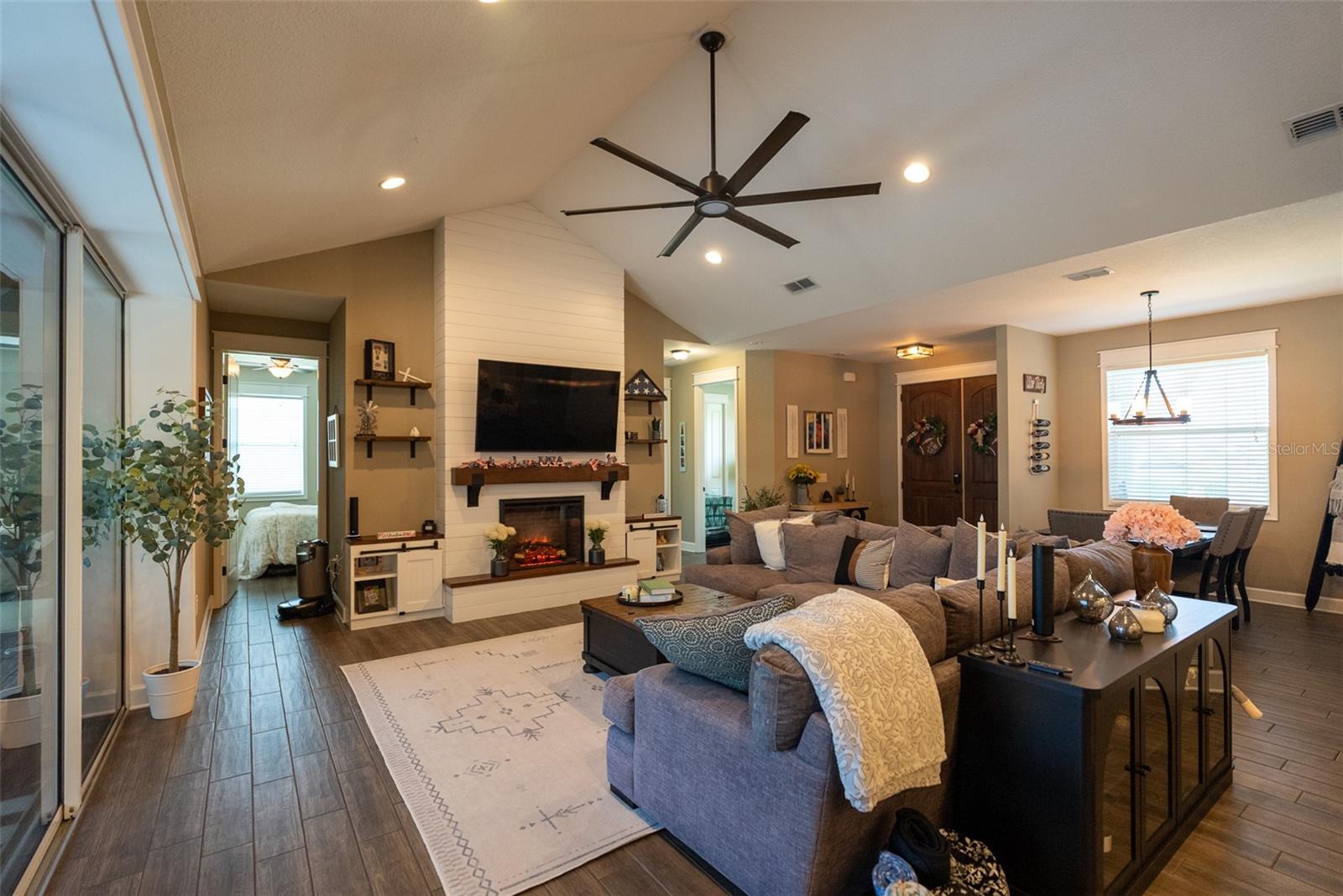 Image 12 of 54 For 6710 Winterset Gardens Road