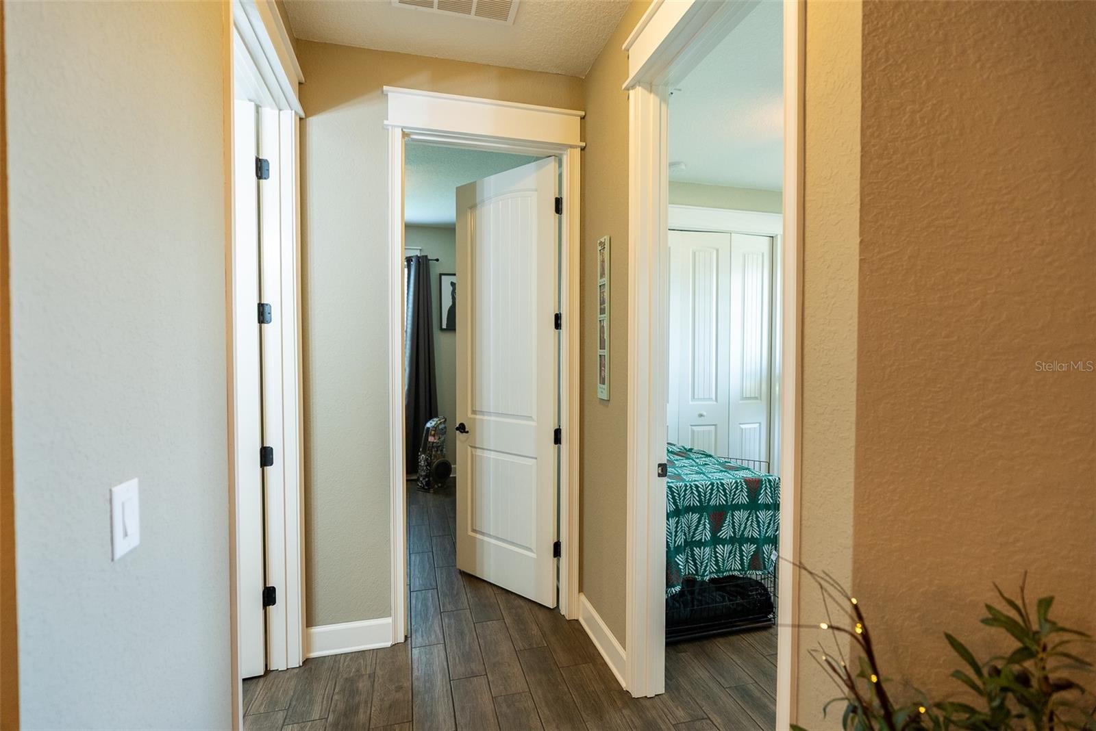 Image 34 of 54 For 6710 Winterset Gardens Road