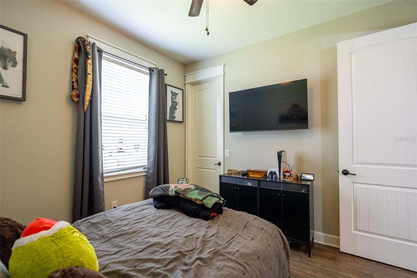 Image 37 of 54 For 6710 Winterset Gardens Road