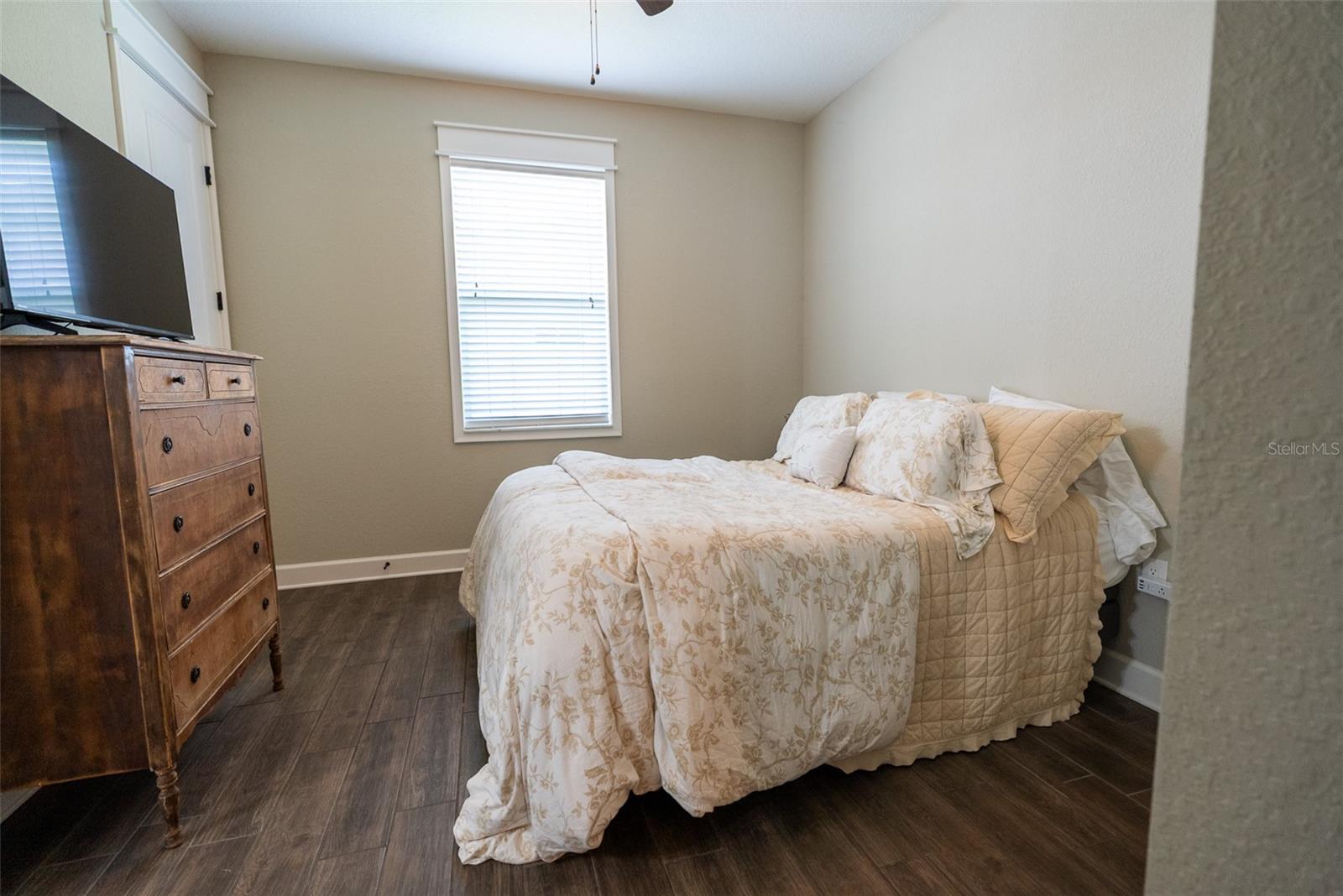 Image 38 of 54 For 6710 Winterset Gardens Road