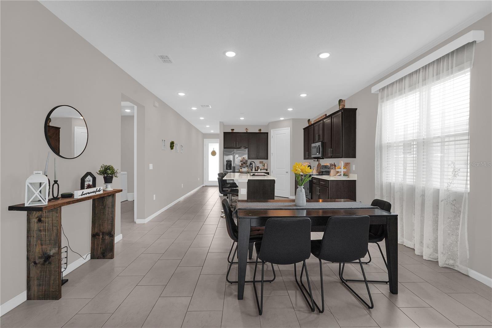 Image 12 of 35 For 836 Griffon Avenue
