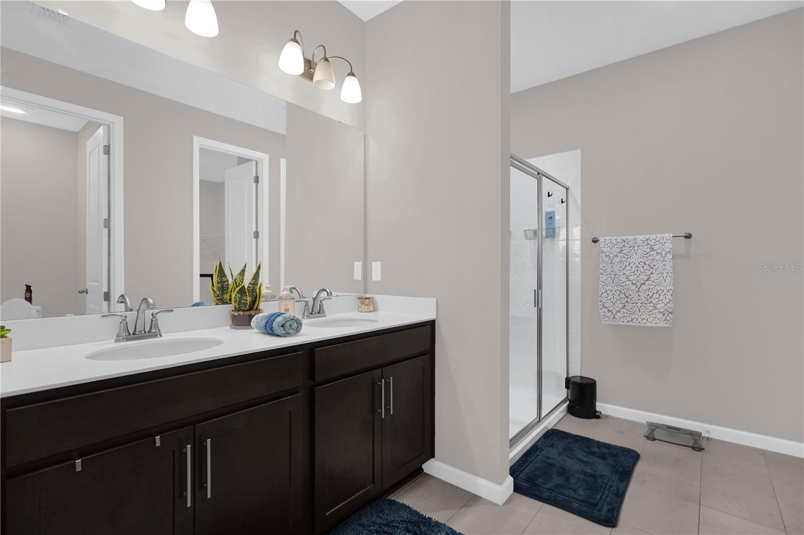 Image 26 of 35 For 836 Griffon Avenue