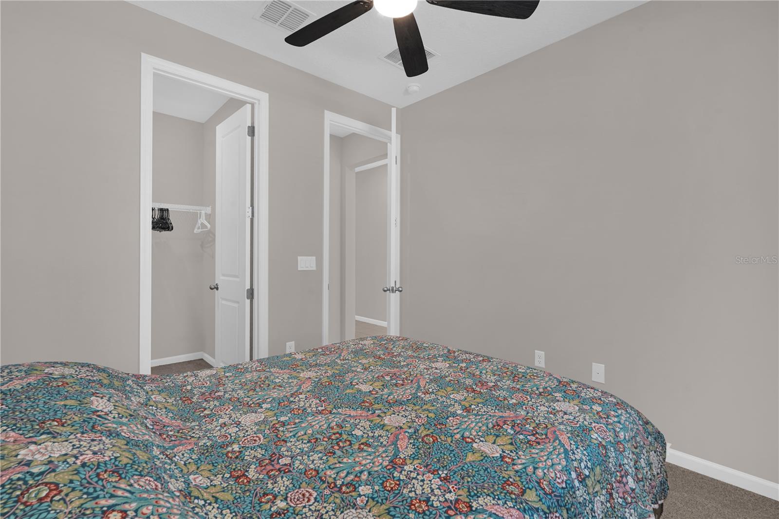 Image 29 of 35 For 836 Griffon Avenue