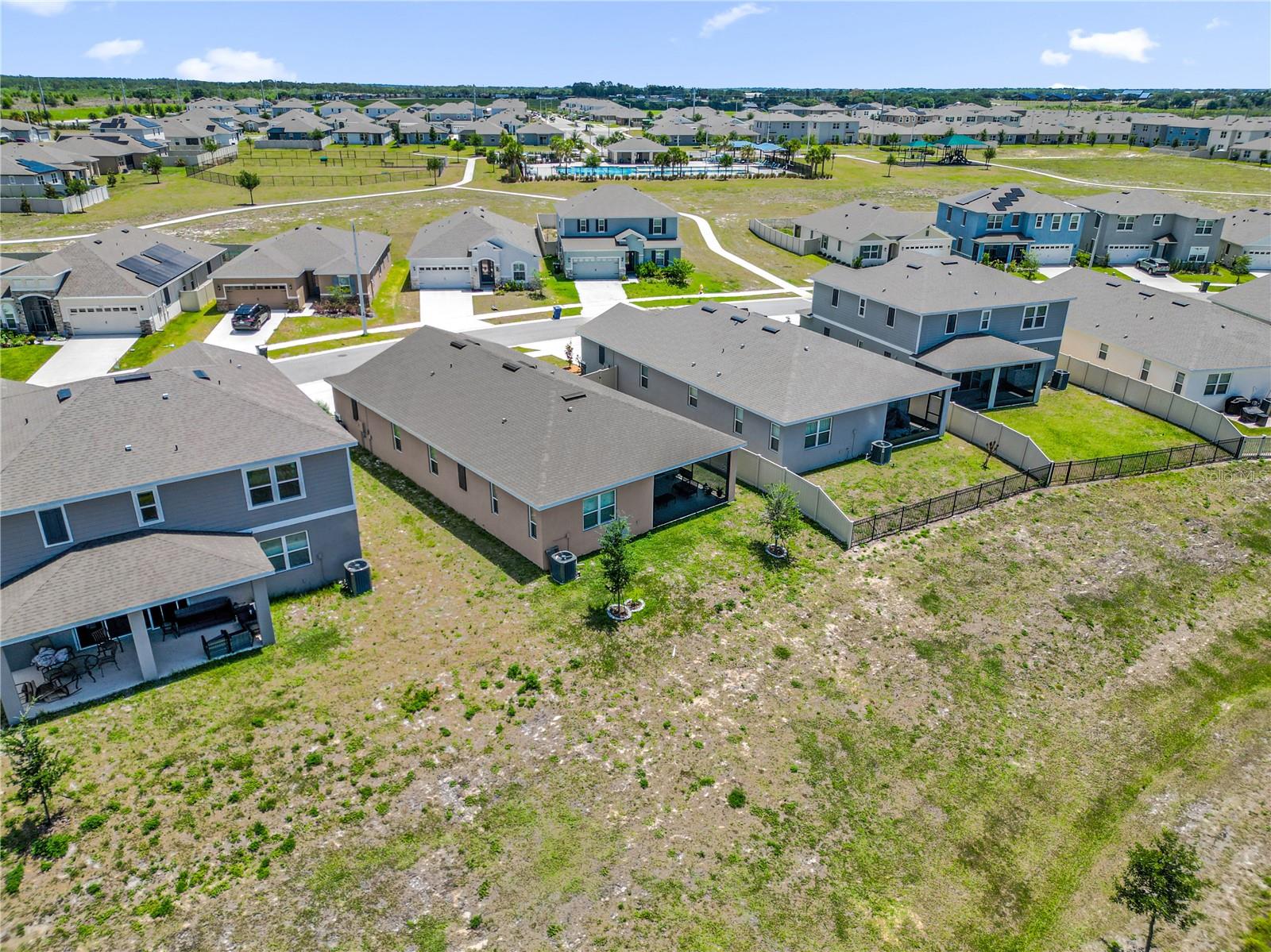 Image 34 of 35 For 836 Griffon Avenue