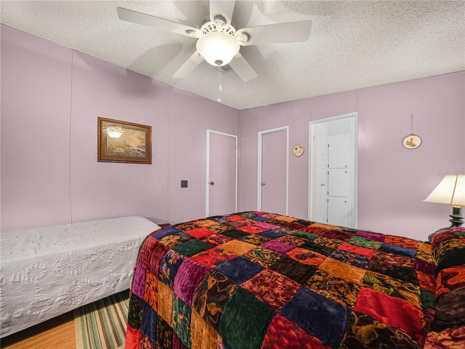 Image 14 of 23 For 124 Kensington Park Drive