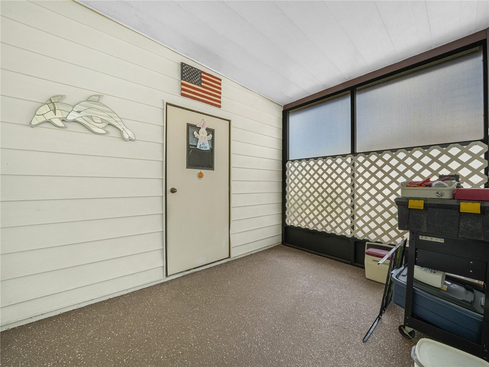 Image 3 of 23 For 124 Kensington Park Drive