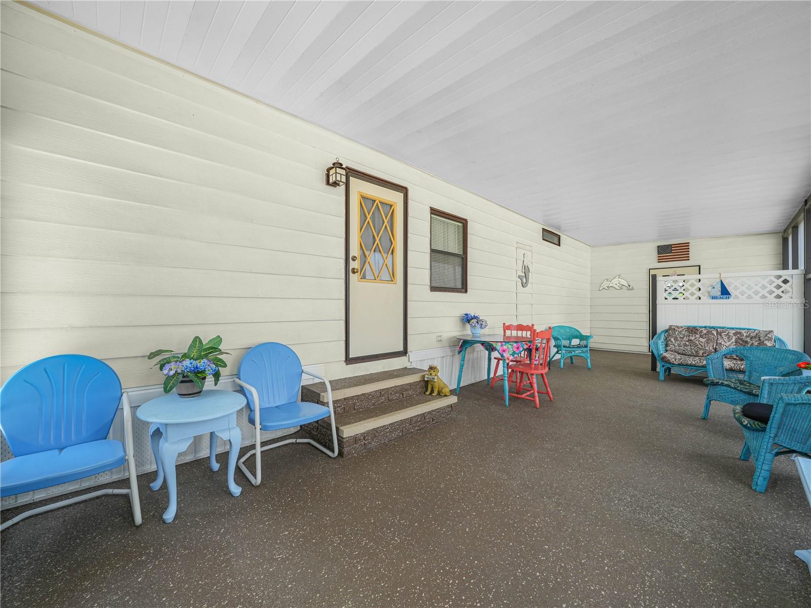 Image 5 of 23 For 124 Kensington Park Drive