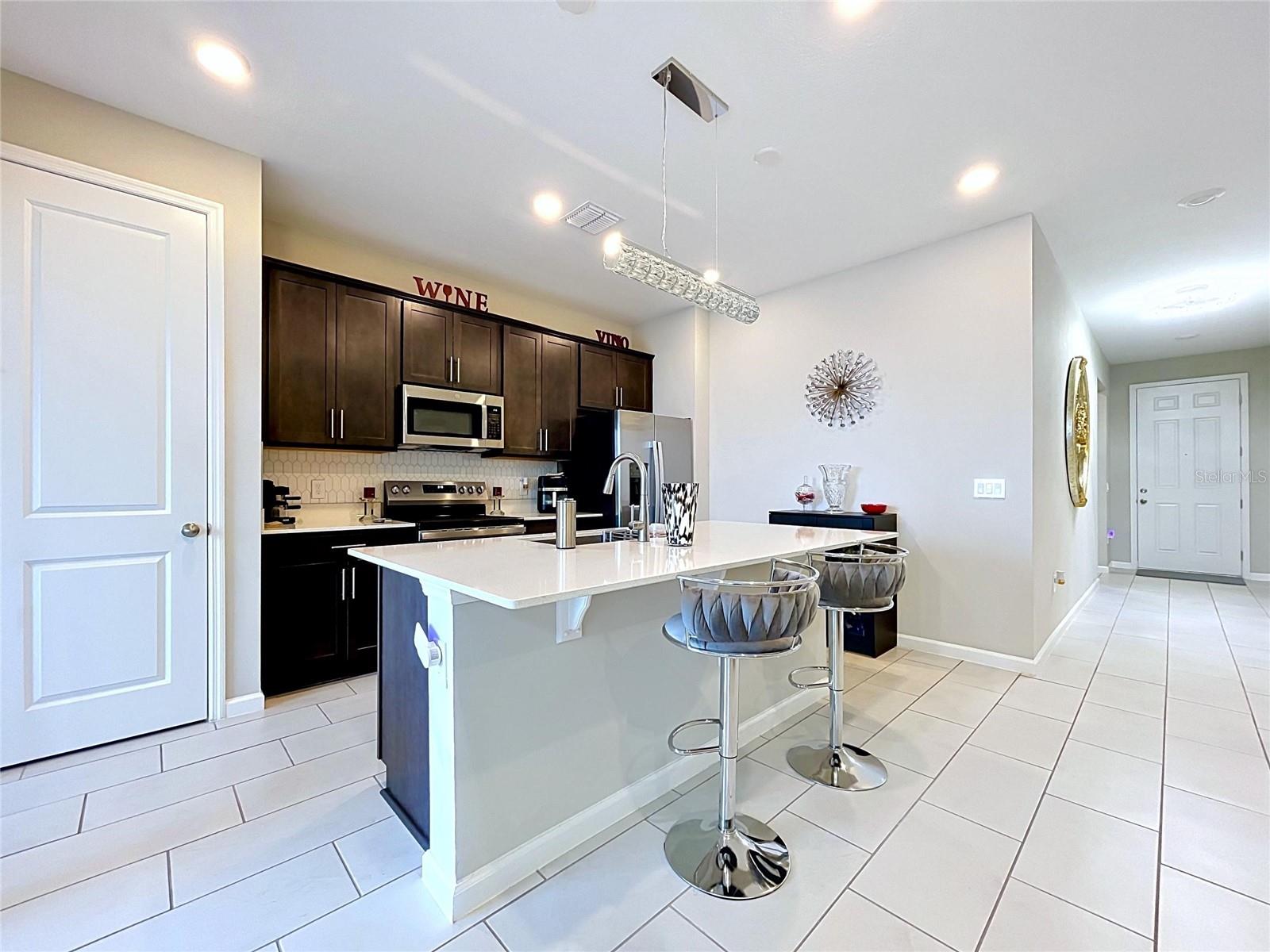 Image 14 of 64 For 858 Ballantyne Drive