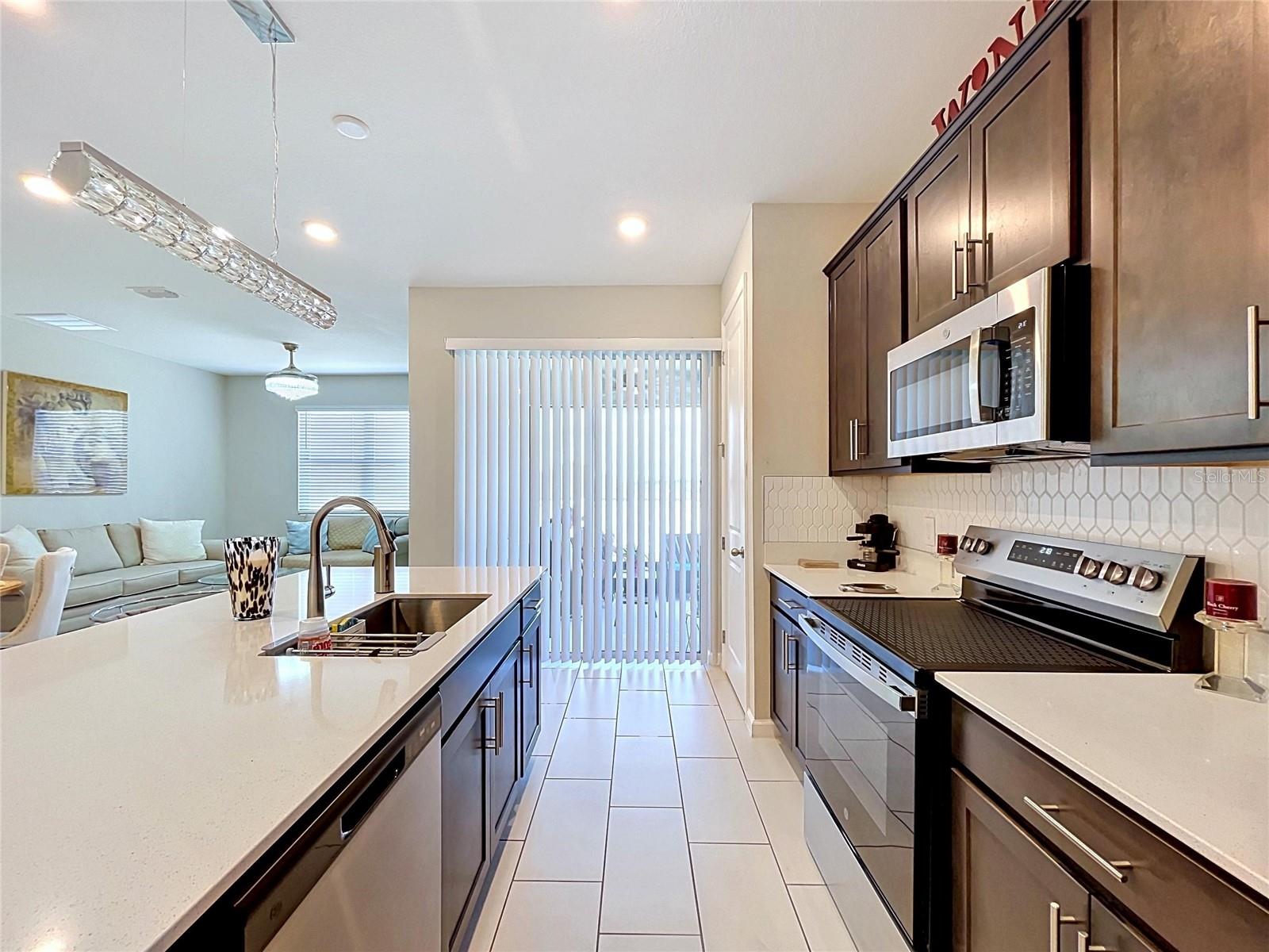 Image 21 of 64 For 858 Ballantyne Drive