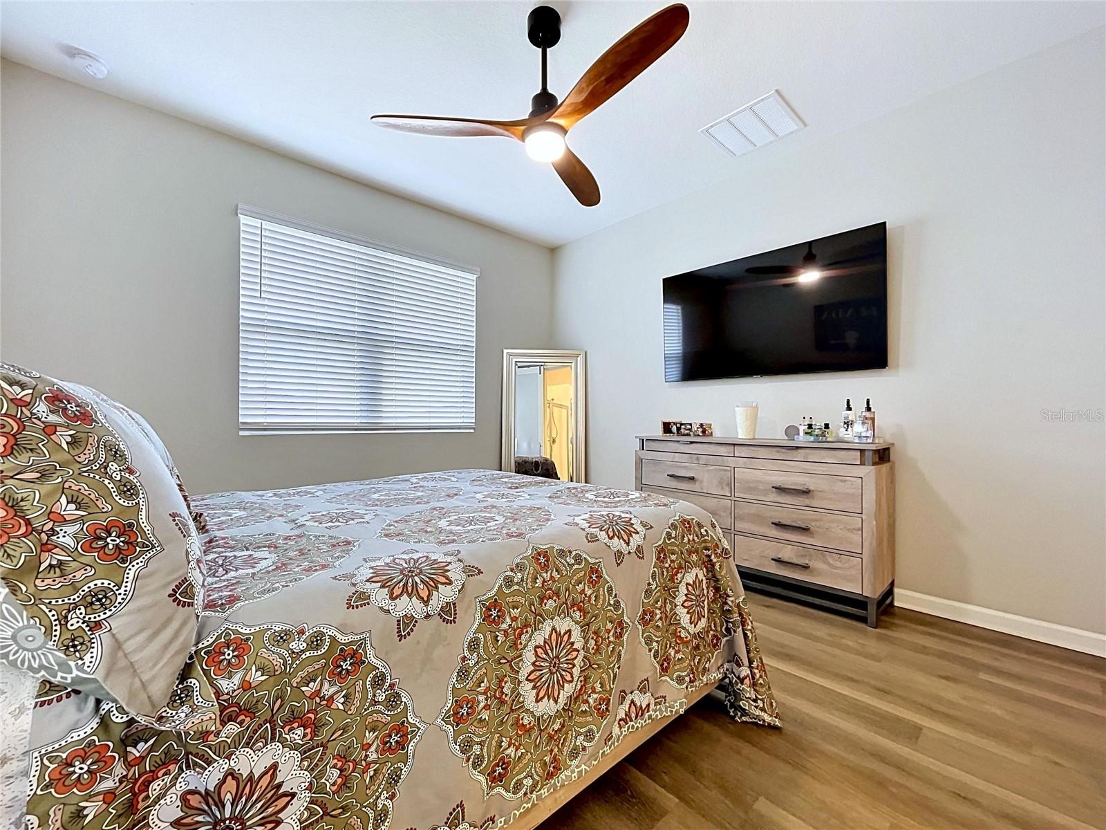 Image 37 of 64 For 858 Ballantyne Drive