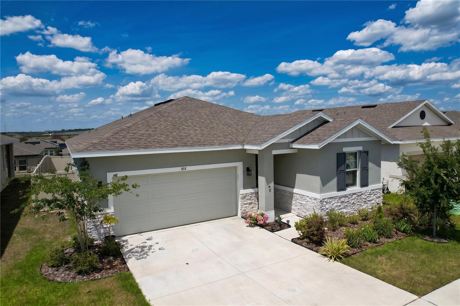 Image 4 of 64 For 858 Ballantyne Drive