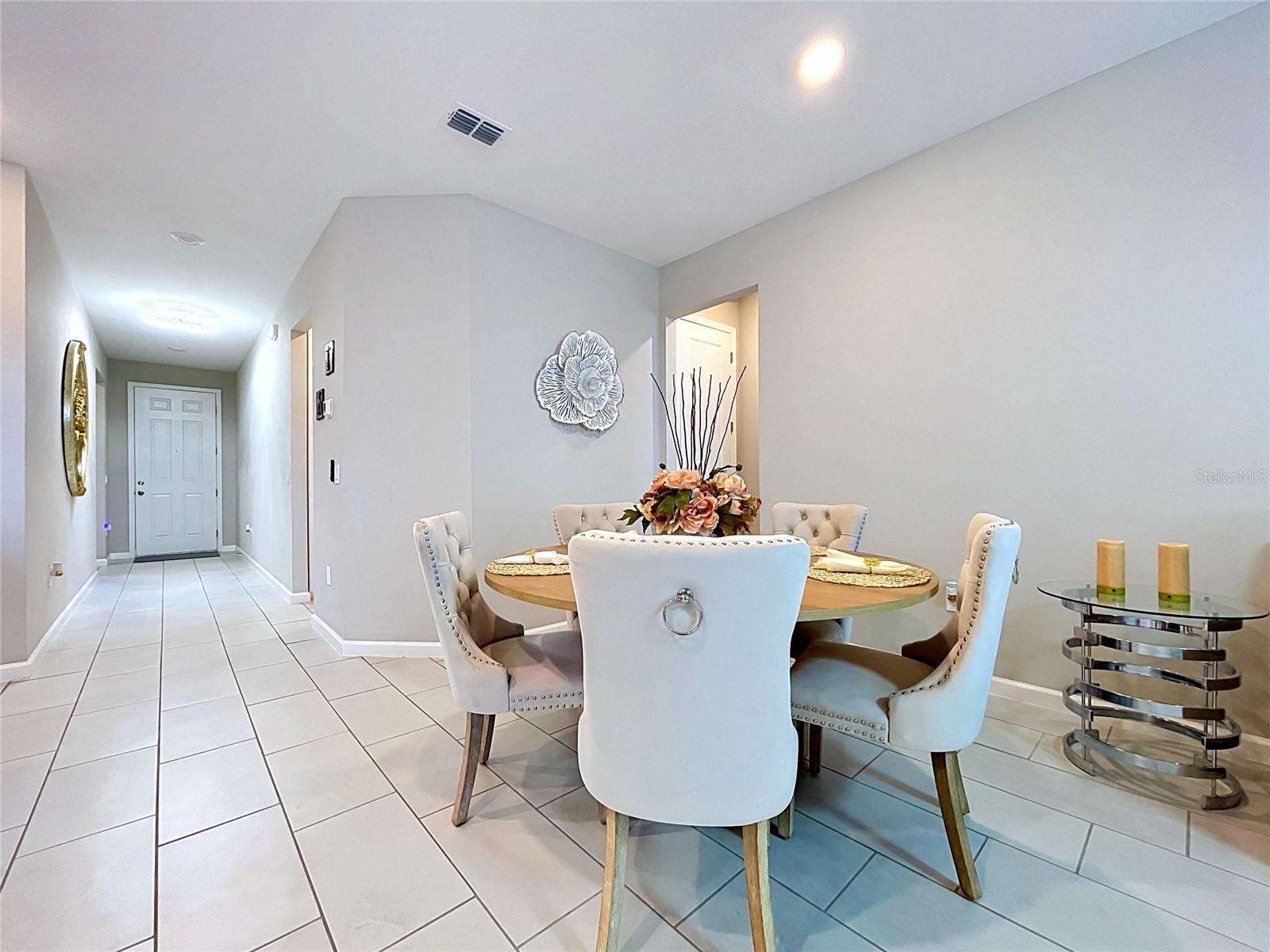 Image 7 of 64 For 858 Ballantyne Drive