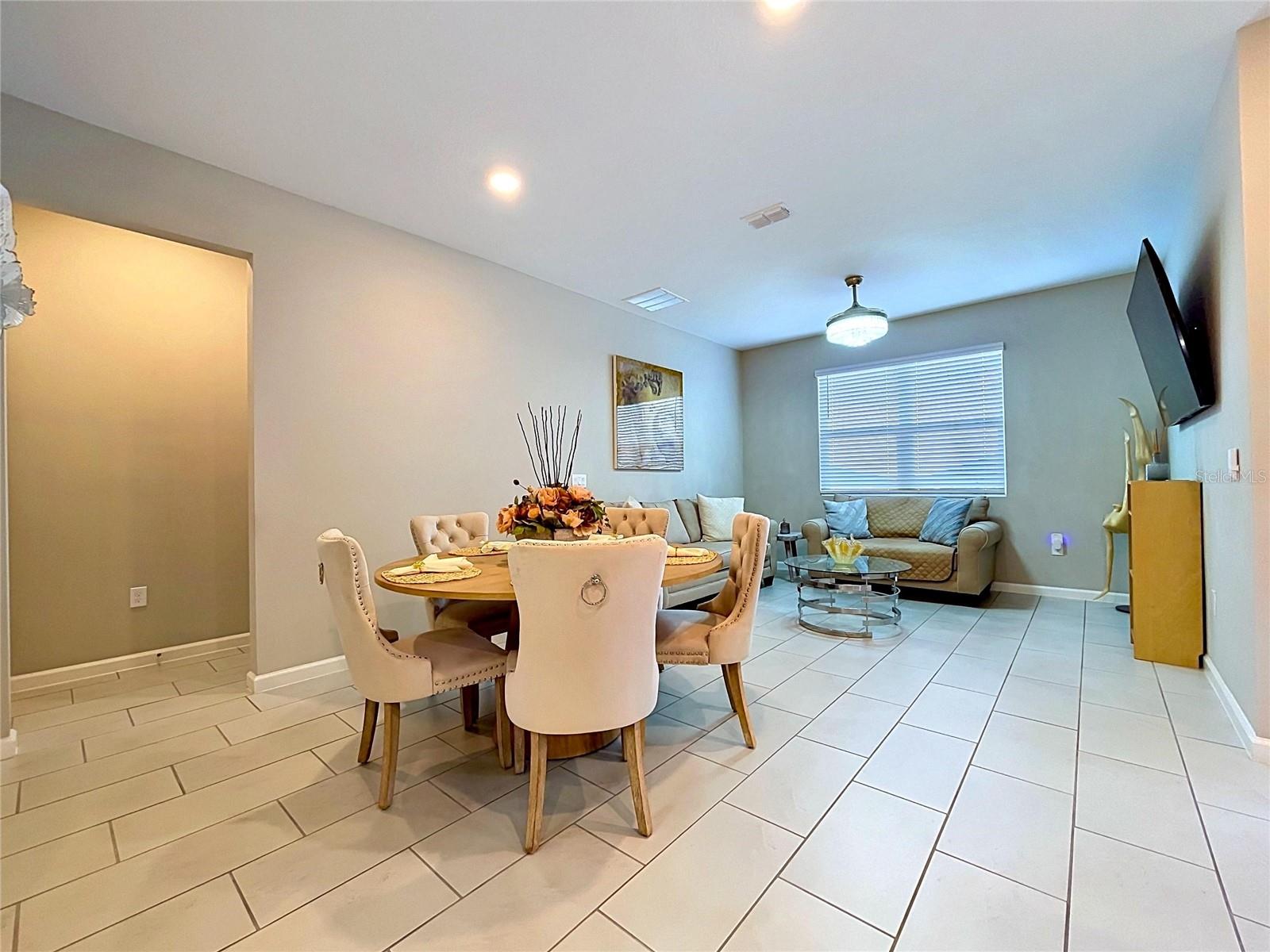 Image 9 of 64 For 858 Ballantyne Drive