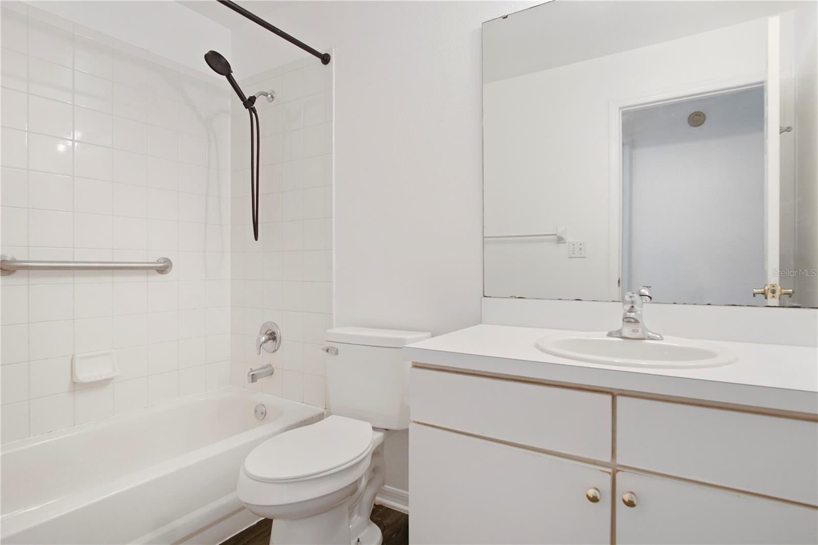 Image 22 of 39 For 2492 Saint Augustine Boulevard