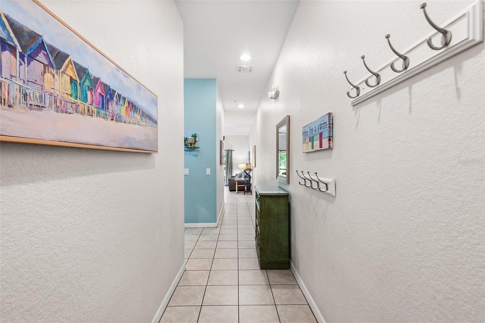 Image 3 of 43 For 402 Lucaya Loop