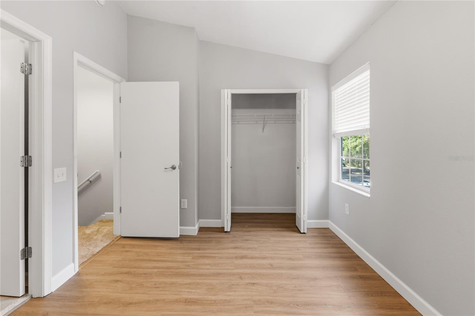 Image 12 of 30 For 8671 Hunters Key Circle 8671