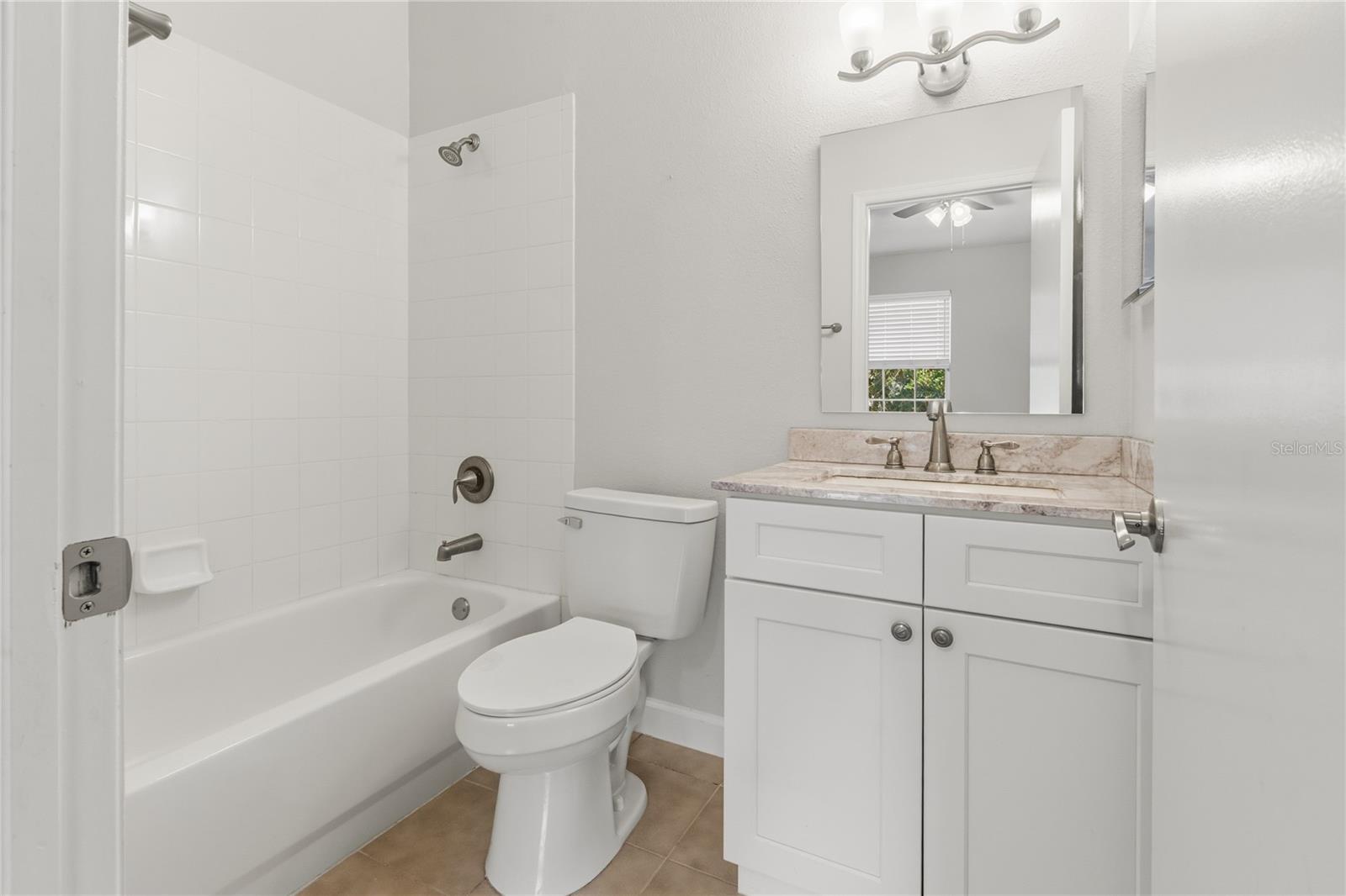 Image 14 of 30 For 8671 Hunters Key Circle 8671