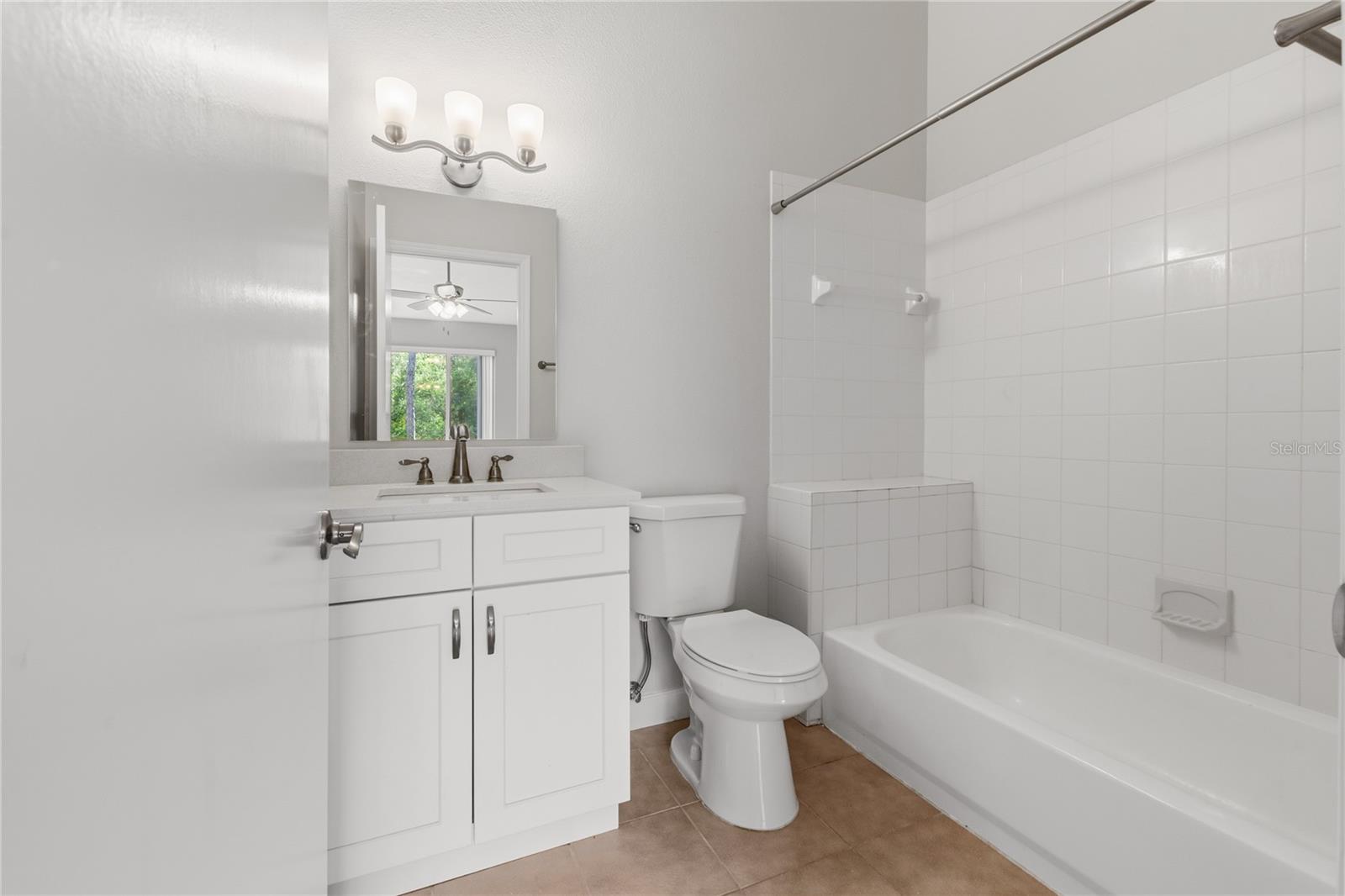 Image 17 of 30 For 8671 Hunters Key Circle 8671