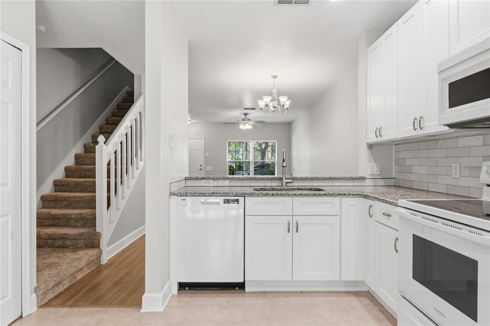 Image 8 of 30 For 8671 Hunters Key Circle 8671