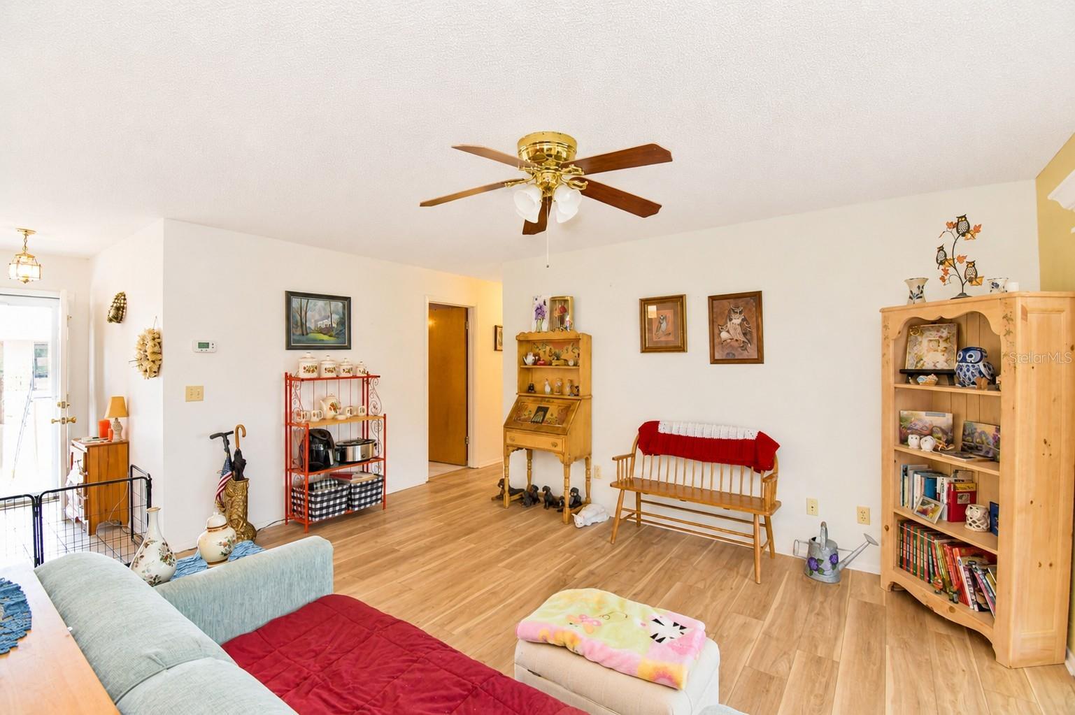Image 17 of 37 For 1330 Chloe Terrace