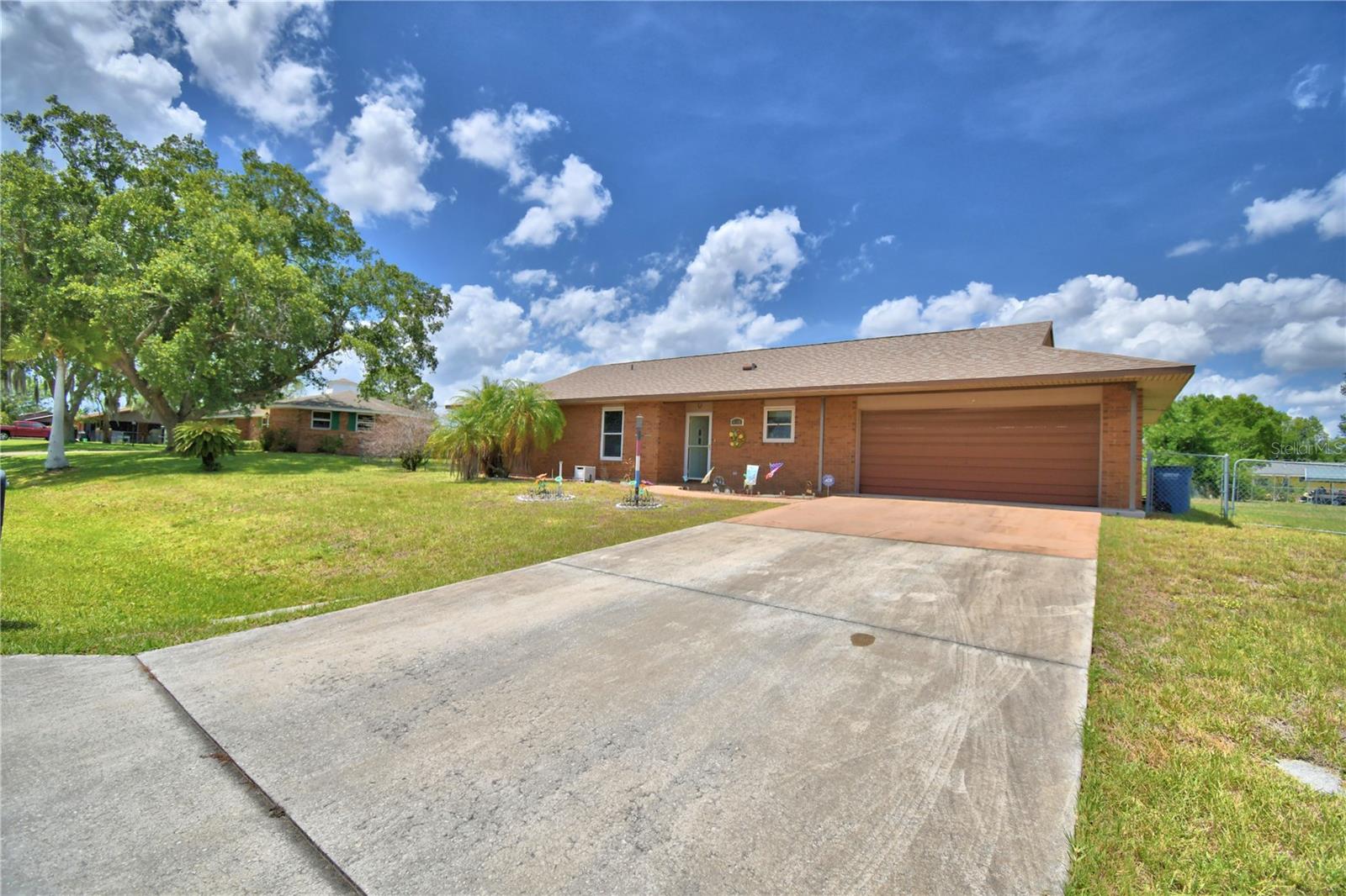 Image 4 of 37 For 1330 Chloe Terrace