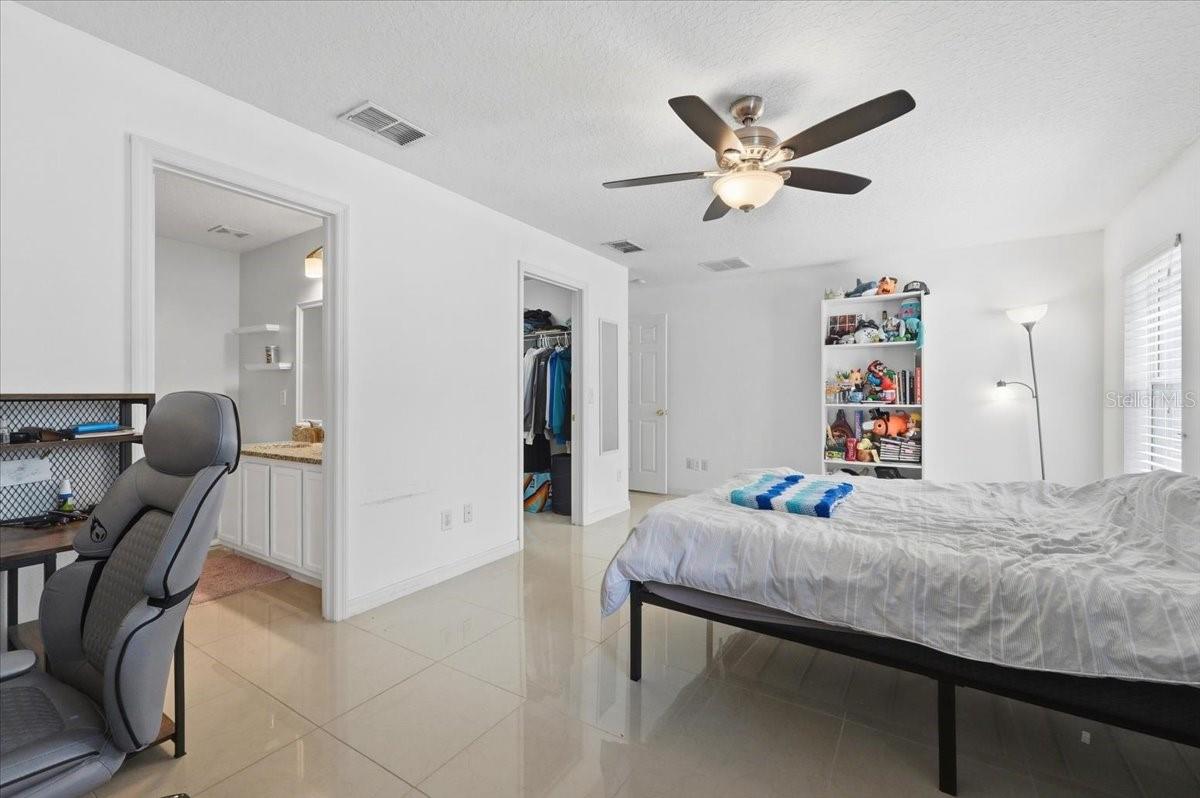 Image 11 of 34 For 14852 Pellicer Drive