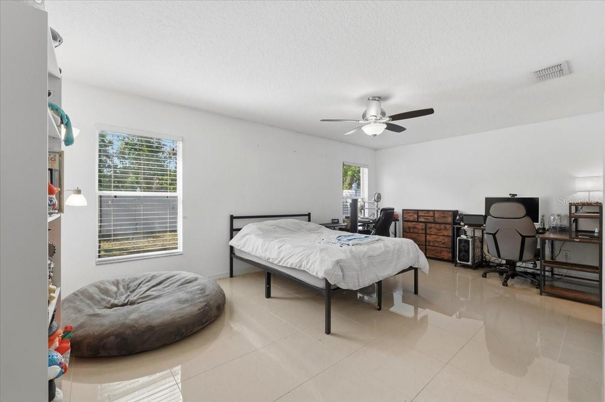 Image 12 of 34 For 14852 Pellicer Drive