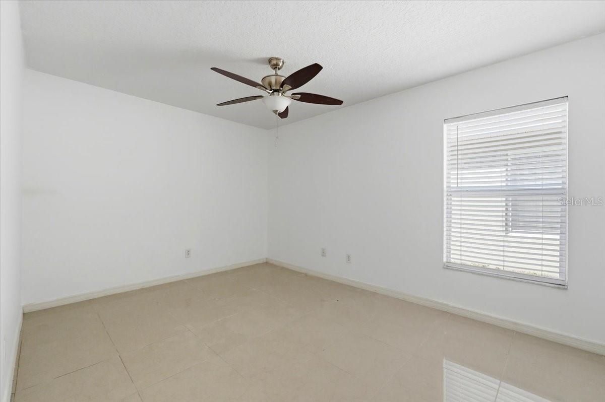 Image 17 of 34 For 14852 Pellicer Drive