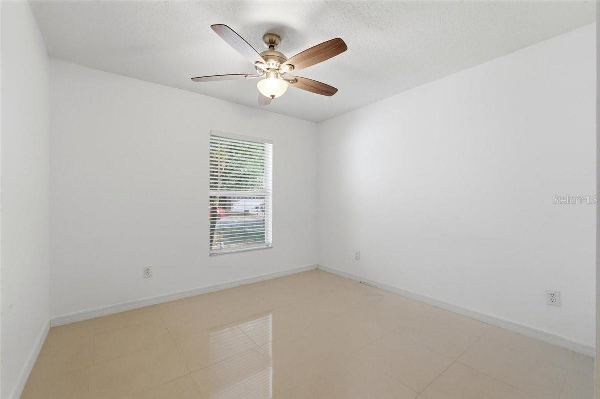 Image 20 of 34 For 14852 Pellicer Drive