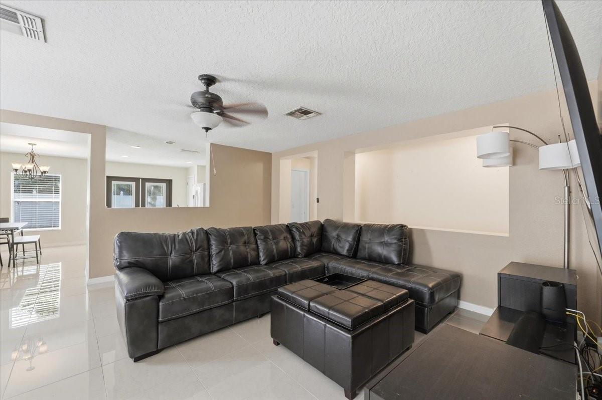 Image 3 of 34 For 14852 Pellicer Drive