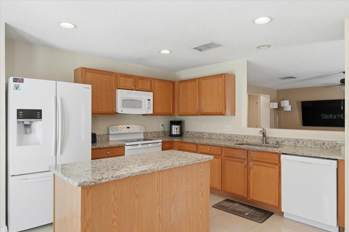 Image 5 of 34 For 14852 Pellicer Drive