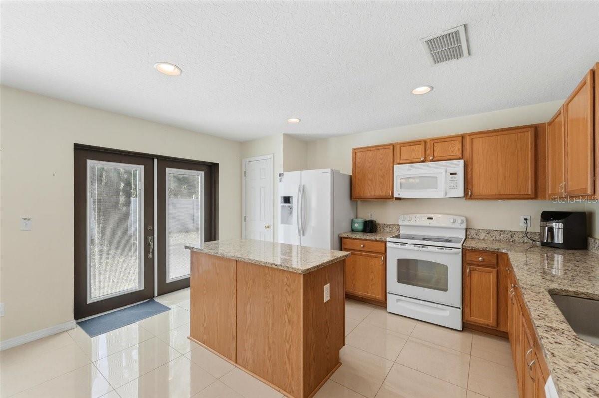 Image 8 of 34 For 14852 Pellicer Drive