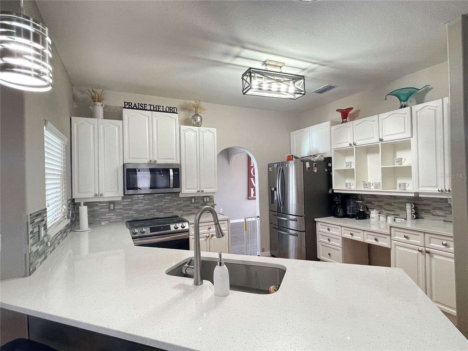 Image 13 of 33 For 2409 Dorado Avenue