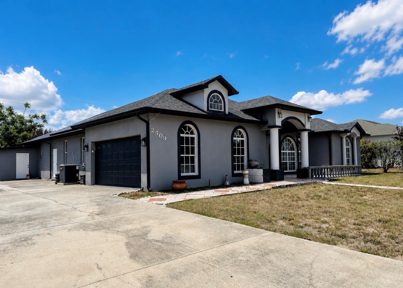 Image 2 of 33 For 2409 Dorado Avenue