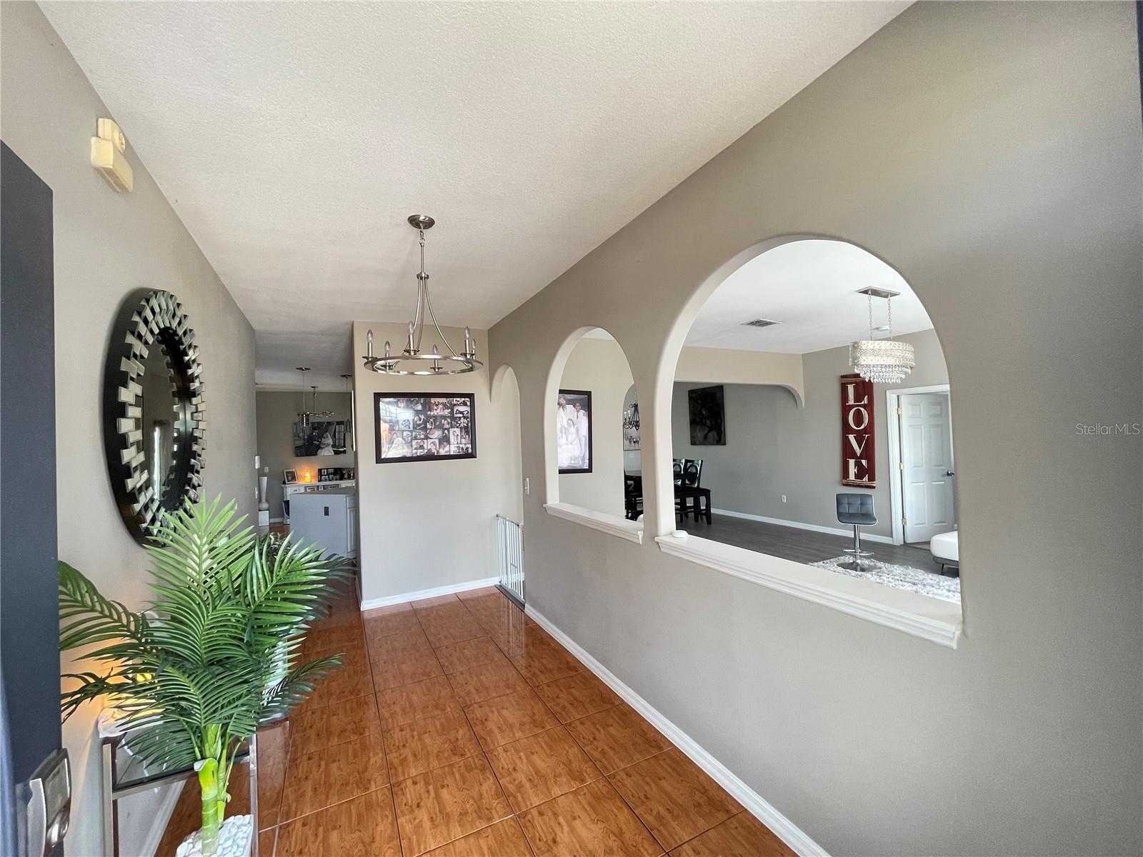Image 7 of 33 For 2409 Dorado Avenue