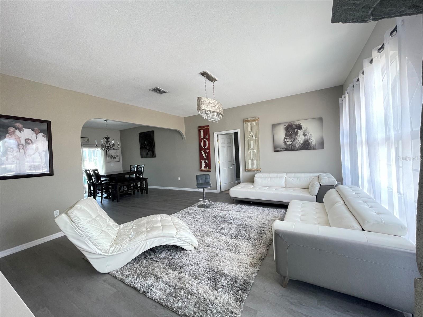 Image 9 of 33 For 2409 Dorado Avenue